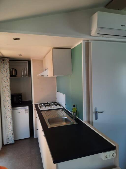 Chalets Mercure Am Wallersee Zum Vermieten Helming 外观 照片