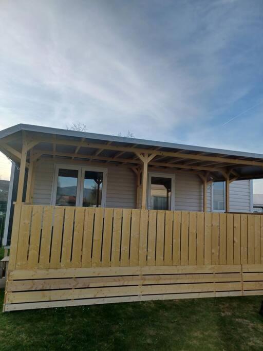 Chalets Mercure Am Wallersee Zum Vermieten Helming 外观 照片